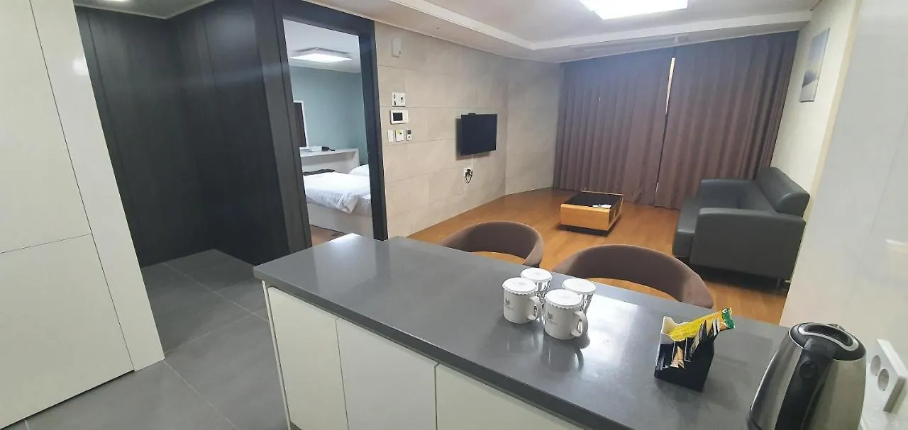 Bellia Hotel Busan 4*,