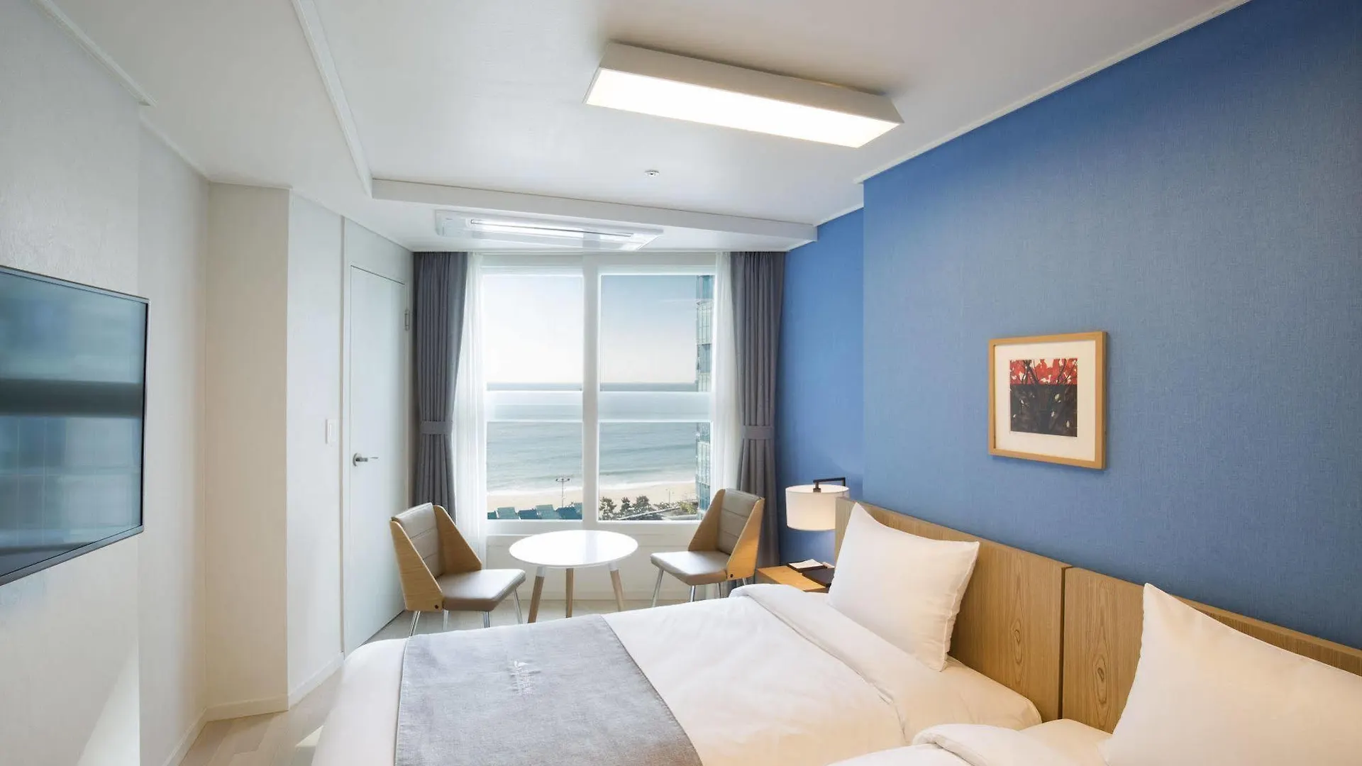 Bellia Hotel Busan 4*,